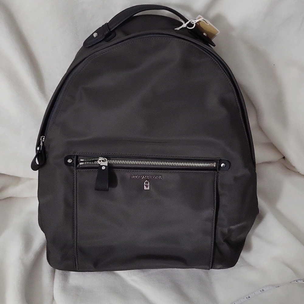 NWT Michael Kors Kelsey Backpack Olive Green Backpack